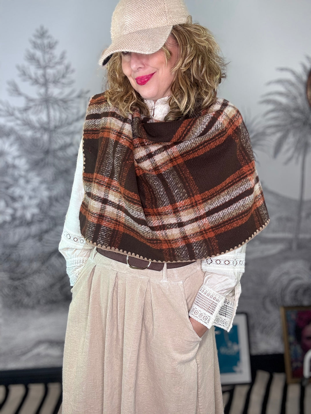 Leoni Tartan Triangle Scarf